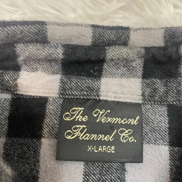 The Vermont Flannel Co. Men’s Size XL Black Gray Buffalo Plaid Button Down Shirt - Picture 5 of 9
